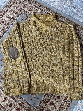 Men's Mustard Cable-Knit Crewneck Sweater with Elbow Patches
